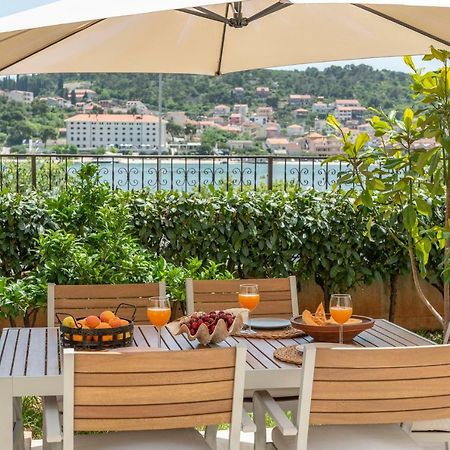 Apartments Flora Τρογκίρ Εξωτερικό φωτογραφία