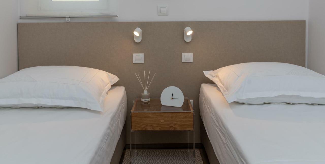Apartments Flora Τρογκίρ Εξωτερικό φωτογραφία