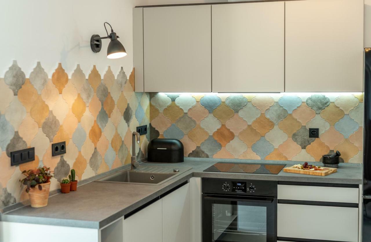 Apartments Flora Τρογκίρ Εξωτερικό φωτογραφία