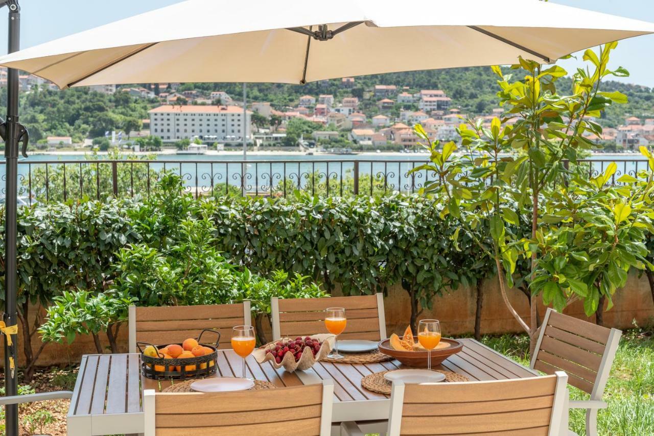 Apartments Flora Τρογκίρ Εξωτερικό φωτογραφία