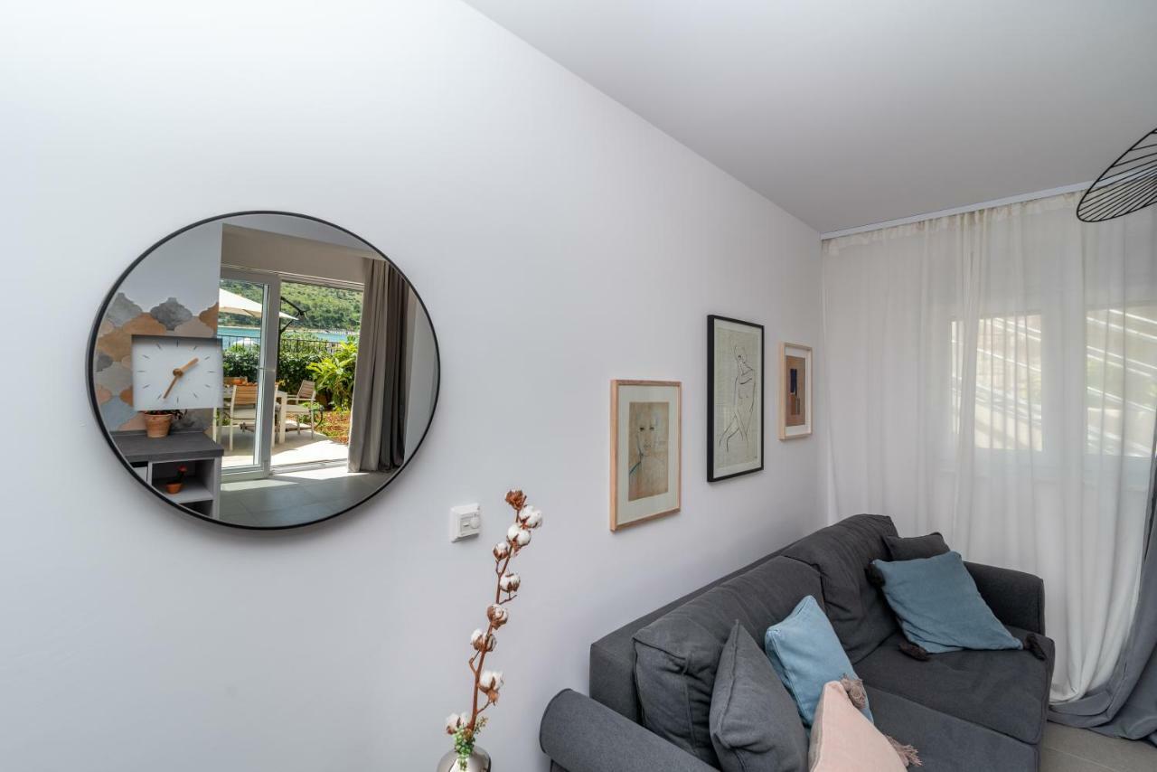 Apartments Flora Τρογκίρ Εξωτερικό φωτογραφία