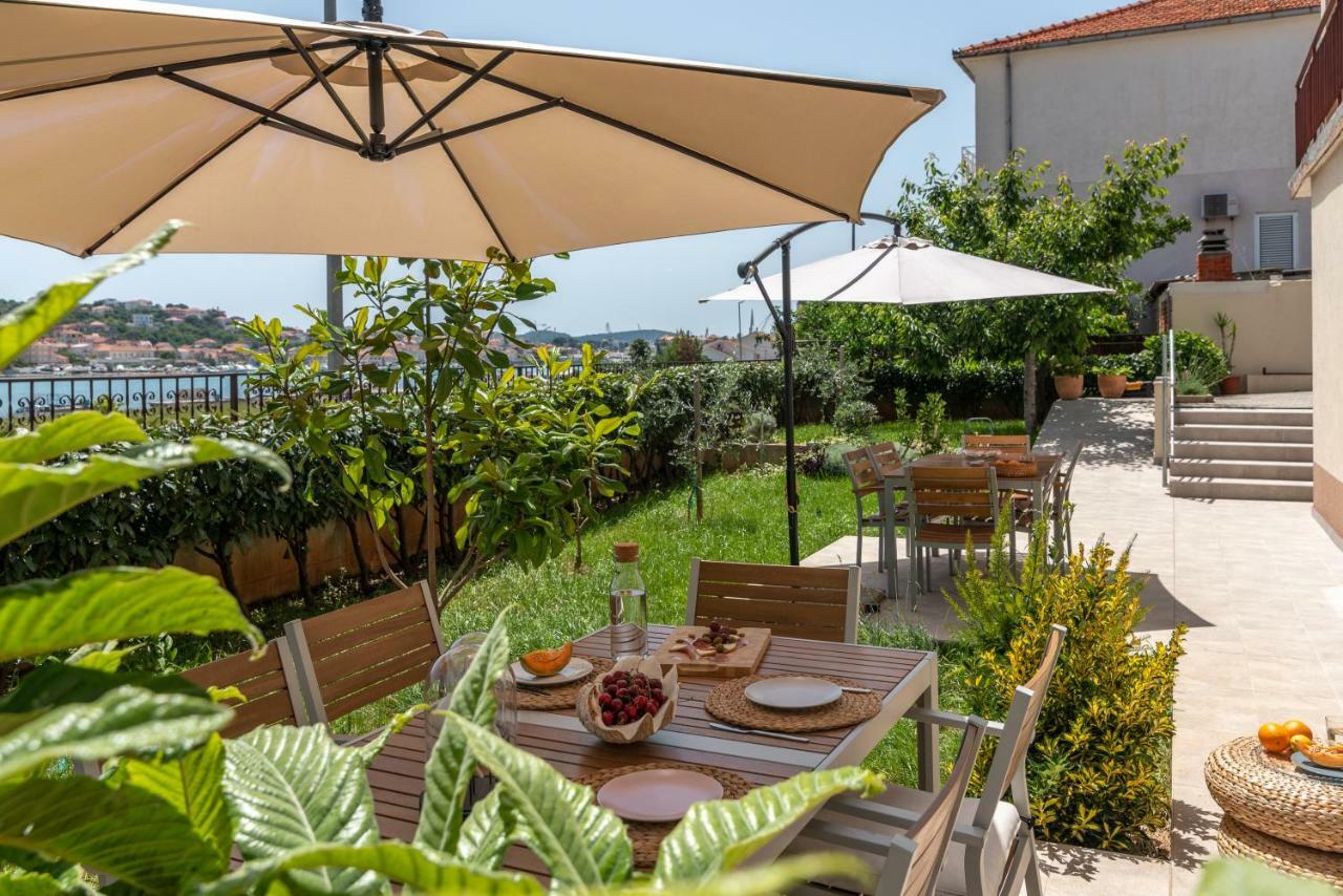 Apartments Flora Τρογκίρ Εξωτερικό φωτογραφία