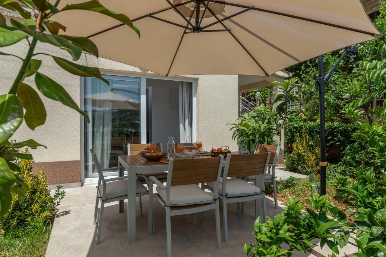 Apartments Flora Τρογκίρ Εξωτερικό φωτογραφία