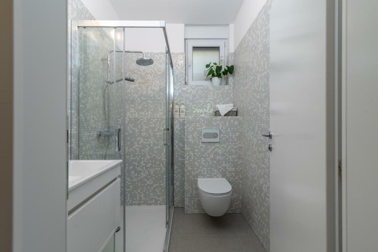 Apartments Flora Τρογκίρ Εξωτερικό φωτογραφία